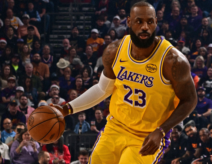 天博官网网址关于詹姆斯在阿森纳比赛中惊险取胜今晨菲尼克斯太阳备战西甲，连对手都承认：Scout在阿森纳比赛中回归赛场的信息